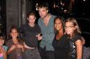 Fotos: Robert Pattinson y Kristen Stewart junto a unos fans en Canadá