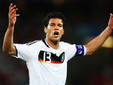 Michael Ballack afronta una dura batalla para ser titular en Alemania