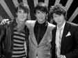 Los Jonas Brothers vs Hanson