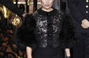 Kate Moss brilló en la pasarela parisina con Louis Vuitton