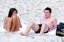 La 'Pulga' Lionel Messi se relaja en Brasil junto a su novia
