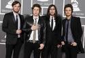 Kings of Leon estrenan 'Radioactive'
