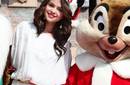 Selena Gómez cierra el fin de semana navideño en Disney