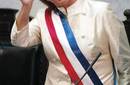 Bachelete saluda a Sebastián Piñera