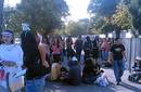 Fans de Shakira acampan en las afueras del Nacional
