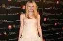 Dakota Fanning es la Reina de su instituto