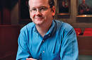 Lessig: 'el periodismo es un bien público'