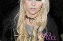 Fotos: Taylor Momsen se presentó en bragas para el estreno de 'Never Say Never'