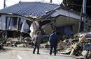 Terremoto Japón: Rescatistas japoneses buscan víctimas atrapadas entre la devastación