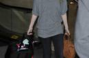 Dakota Fanning en el aeropueto de LAX
