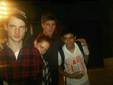 Kristen Stewart pasea junto a Tom Sturridge y Garrett Hedlund en Montreal
