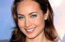 Courtney Ford dentro de reparto de la serie True Blood