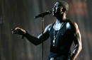 Usher retrasa su gira europea
