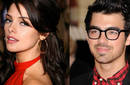 Joe Jonas pensaría en irse a vivir con Ashley Greene