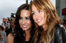 Miley Cyrus y Demi Lovato le harán la fiesta de cumpleaños a Nick Jonas