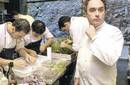 Ferrán Adriá inaugura Bar de Tragos en Barcelona