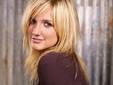 Ashlee Simpson recupera su forma tras embarazo