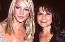 Mamá de Britney Spears es elegida como la más sexy