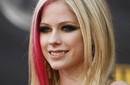 Vídeo: Avril Lavigne desea Feliz Año Nuevo a sus fans