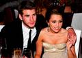 Miley Cyrus dedicó su disco a Liam Hemsworth