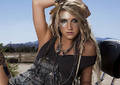Kesha desnuda en foto publicada por Perez Hilton
