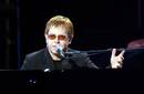 Elton John confiesa que las drogas arruinaron su vida