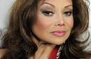 La Toya Jackson cada día se parece más a su hermano Michael