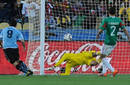 Video del Mundial Sudáfrica 2010: Goles del partido entre Uruguay y México