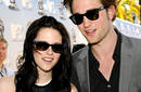 Robert Pattinson se siente feliz de compartir su vida con Kristen Stewart