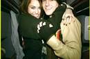 Miley Cyrus y su mejor amigo Mitchel Musso en el bonus de 'Can't be Tamed'