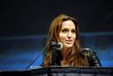 Angelina Jolie se presentó en el Comic-Con para presentar su película 'Salt'