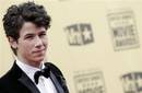 Nick Jonas retorna a Los Miserables