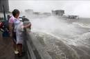Aumentan a 54 los muertos por el tifón 'Fanapi' en el sur de China