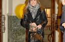Letizia de Asturias acude teatro acompañada por su hermana