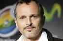 Miguel Bosé dijo que el gobierno chileno hizo del rescate de mineros un show