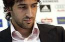Real Madrid: Un dia muy difícil en la vida de Raúl al dejar el club