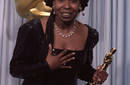 Whoopi Goldberg fumó marihuana para recibir su Oscar