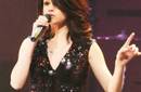 Vídeo: Selena Gómez en concierto acústico para la UNICEF
