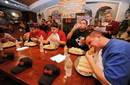 México busca un nuevo récord Guiness con un 'burrito' de 2,7 kilómetros