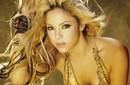Shakira cantó 'Loca' encima de un auto