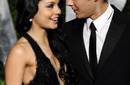 Vanessa Hudgens y Zac Efron amigos con derecho