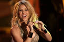 Shakira no baja del número 1 en España en álbumes y singles