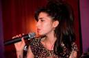 Amy Winehouse ingresa a clínica de Londres