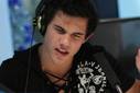Taylor Lautner  admira a Jacob Black
