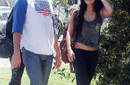Vanessa Hudgens come Pizza con un amigo en Los Angeles