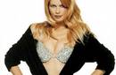 Claudia Schiffer de top model a diseñadora de modas
