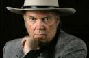 Neil Young estrena documental 'Le Noise' en YouTube