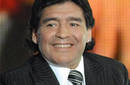 Diego Armando Maradona hará gira benéfica en China por la Cruz Roja