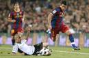 Daniel Alves y  Vicente casi se van a la manos