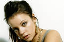Lily Allen pide apoyo vía Twitter